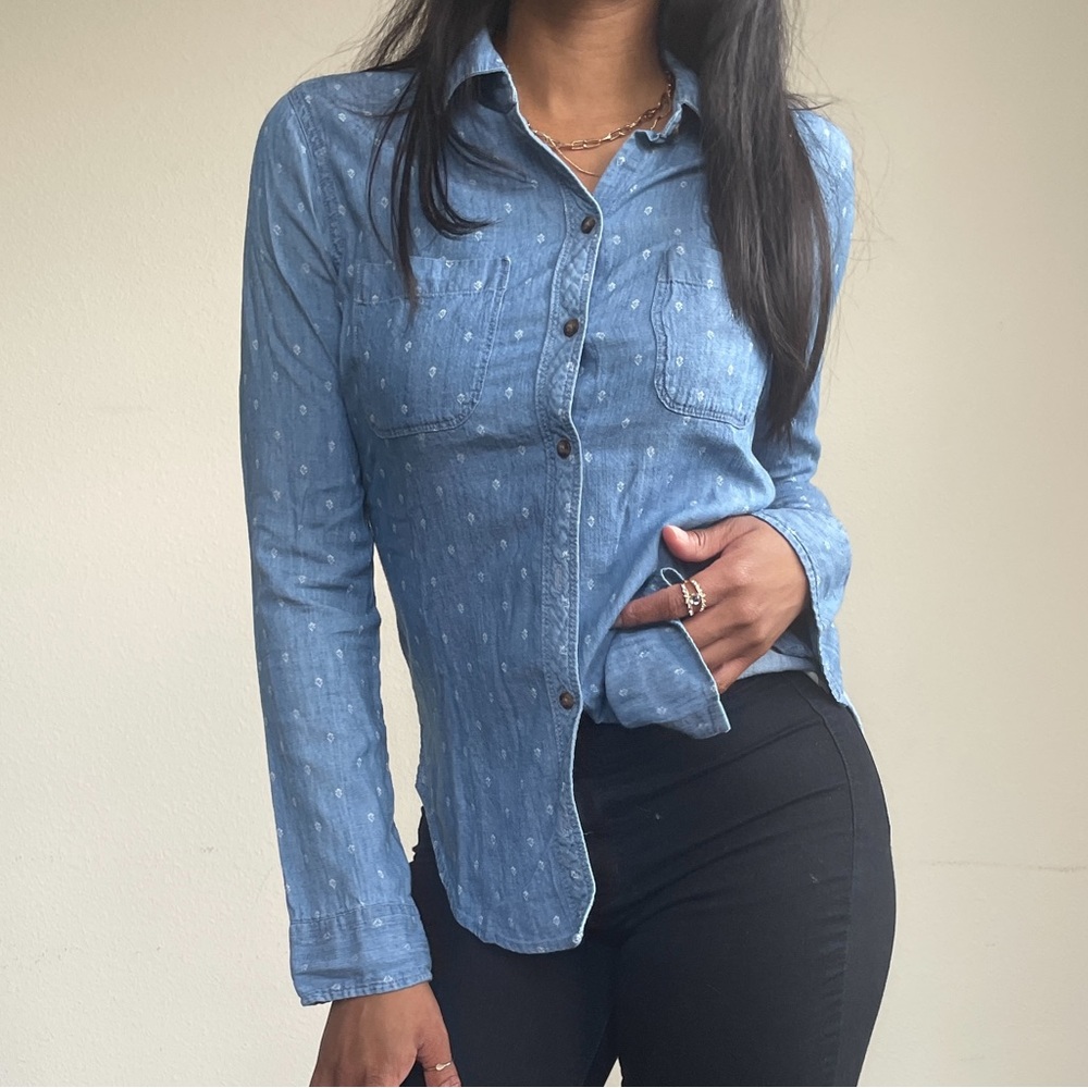 Chambray Button Up Top - image 1